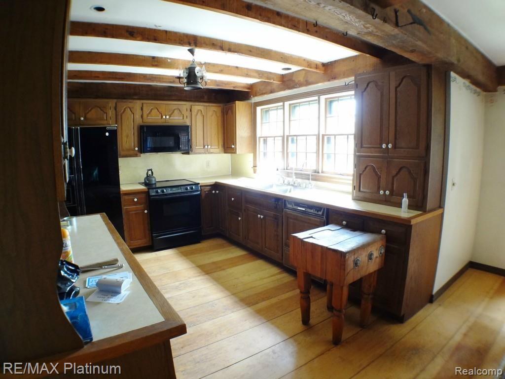 900 Argentine Road Howell, MI 48843 - Photo 14 of 48 DSC09291 - Copy - Copy.jpg