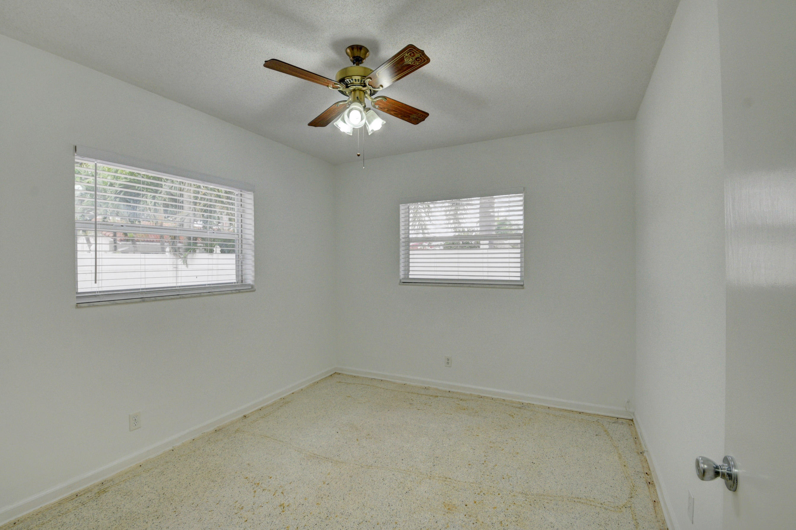 984 Southwest 3rd Street Boca Raton, FL 33486 - Photo 14 of 36 Master Bed