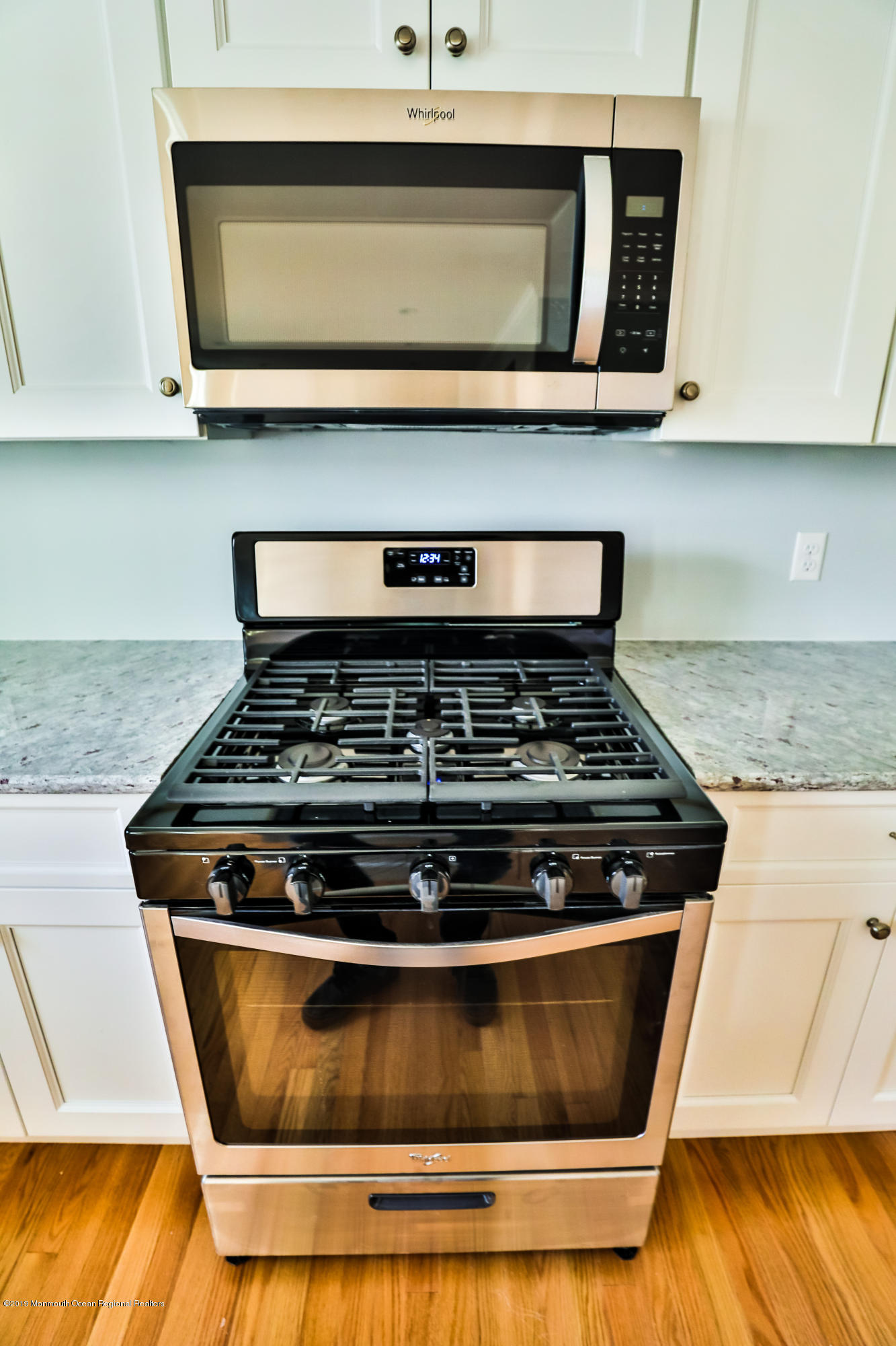 2 Bobstay Road Barnegat, NJ 08005 - Photo 12 of 37 BEAUTIFUL STAINLESS APPLIANCES