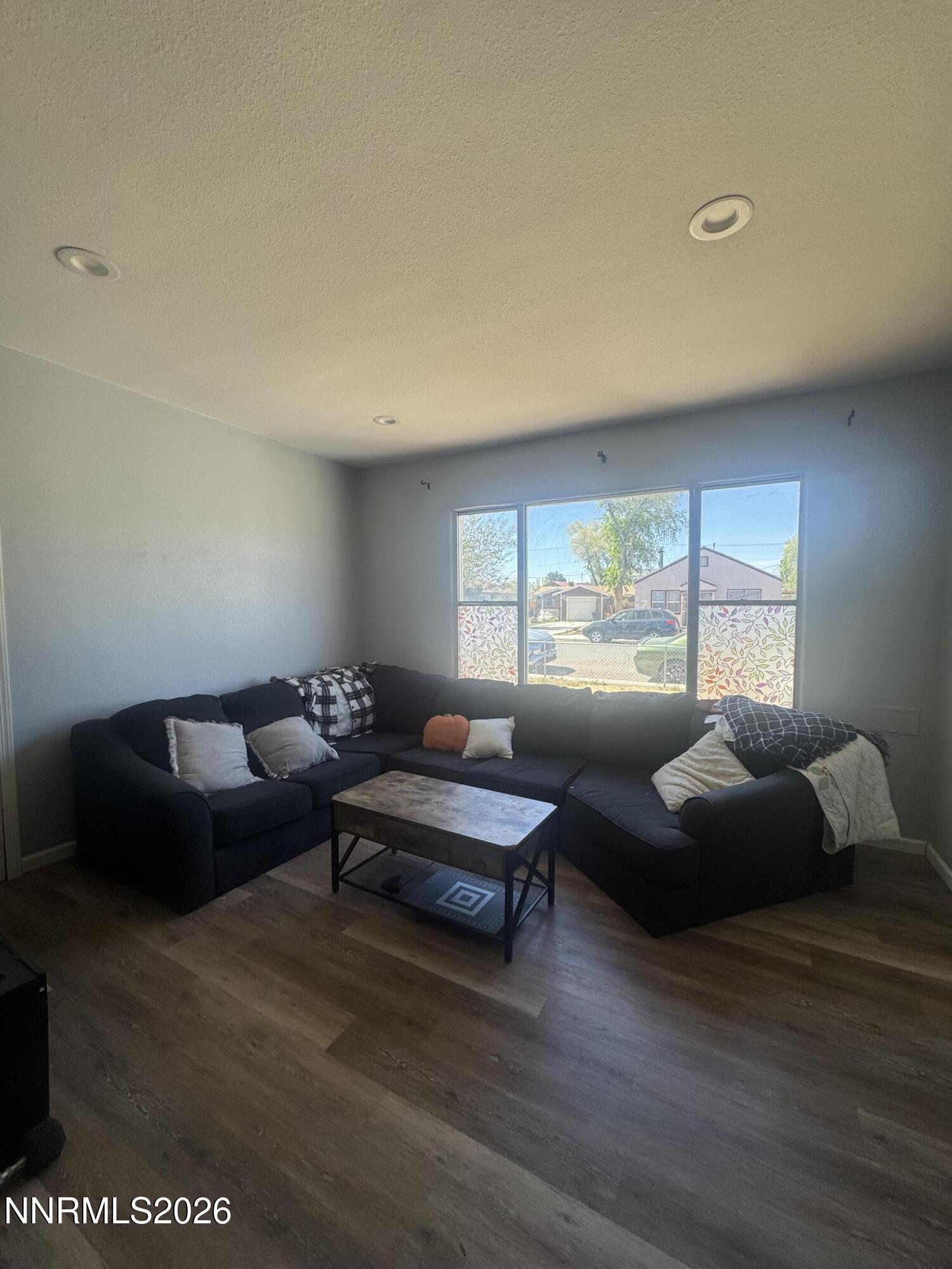 635 Churchill Street Fallon, NV 89406 - Photo 5 of 21 IMG_3082