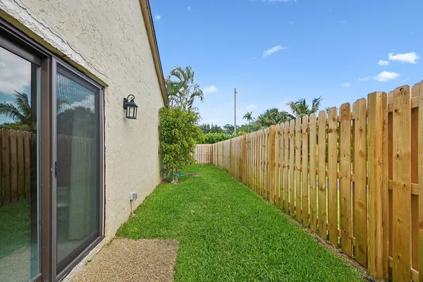 $2,650 | 11063 Oakdale Road, Boynton Beach, FL 33437