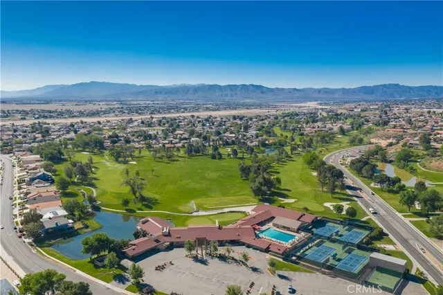 $319,000 | 18055 Lakeview Drive, Victorville, CA 92395