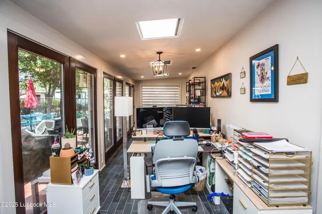 $552,490 | 4609 10th Street, Lubbock, TX 79416