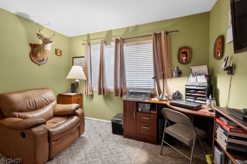 167 Falcon Ridge Way South Hamburg, NJ 07419 - Photo 13 of 17