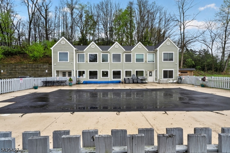 167 Falcon Ridge Way South Hamburg, NJ 07419 - Photo 16 of 17