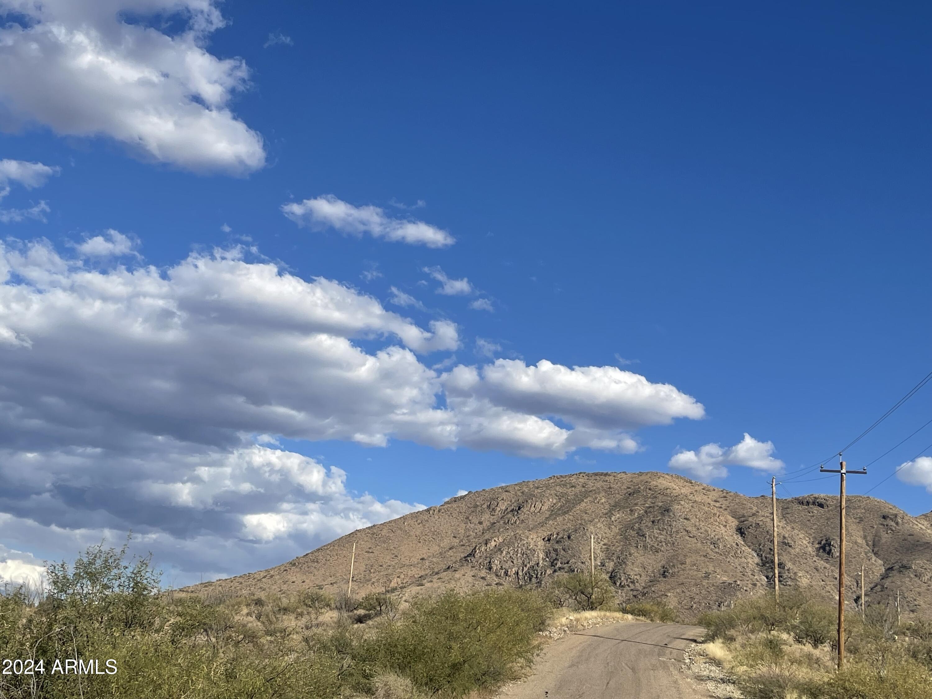1752 Ruta Caravela, Unit 15 Rio Rico, AZ 85648 - Photo 4 of 7 views