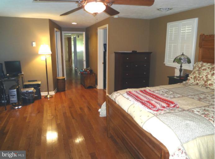 188 Ragan Road Conowingo, MD 21918 - Photo 12 of 22 Bedroom (Master)