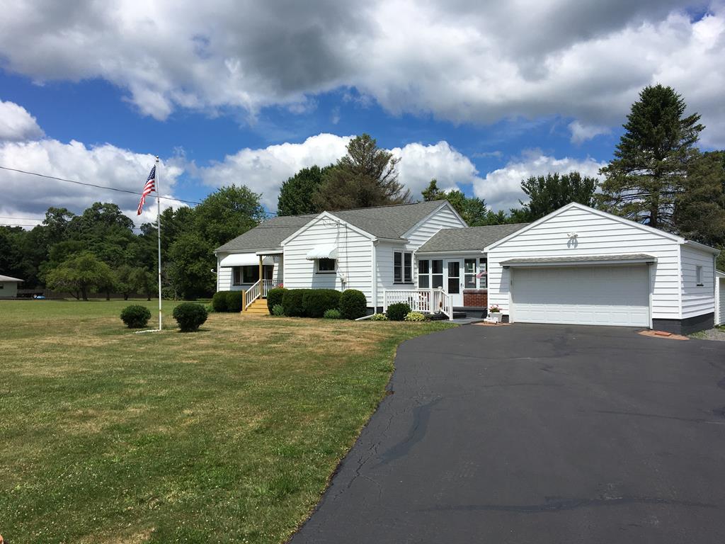 851 Mercer Road Franklin, PA 16323 - Photo 1 of 27 Gallery Image 1