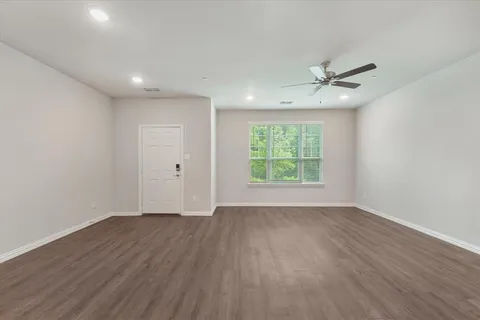 $375,000 | 1274 Alamo Drive, Lewisville, TX 75077