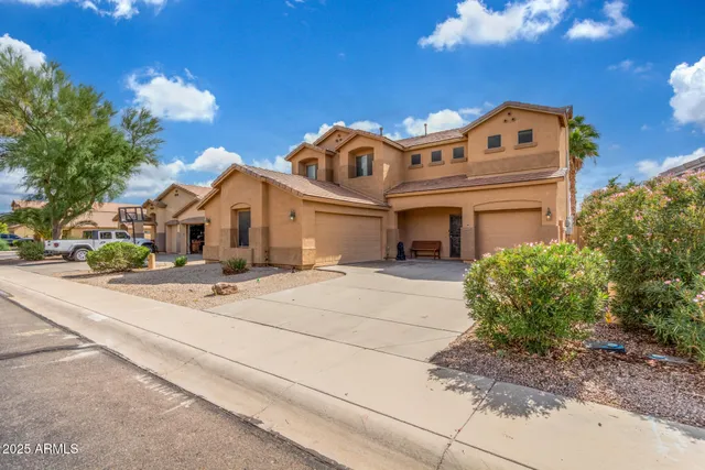 $399,900 | 46077 West Dirk Street, Maricopa, AZ 85139