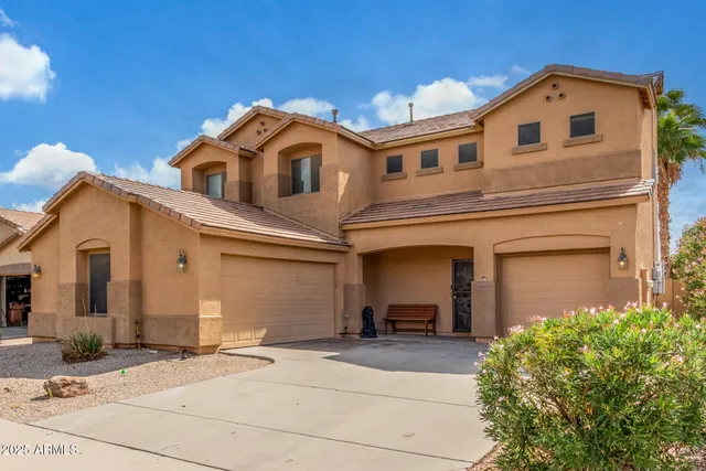 $399,900 | 46077 West Dirk Street, Maricopa, AZ 85139