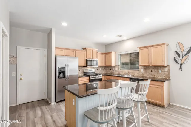 $399,900 | 46077 West Dirk Street, Maricopa, AZ 85139