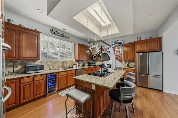 $1,015,000 | 27312 Little Bear Road, Lake Arrowhead, CA 92352