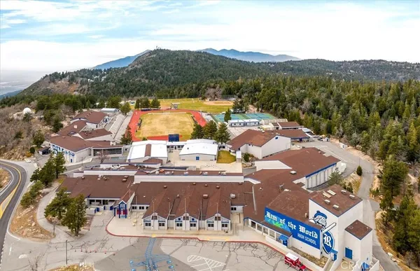 $1,015,000 | 27312 Little Bear Road, Lake Arrowhead, CA 92352