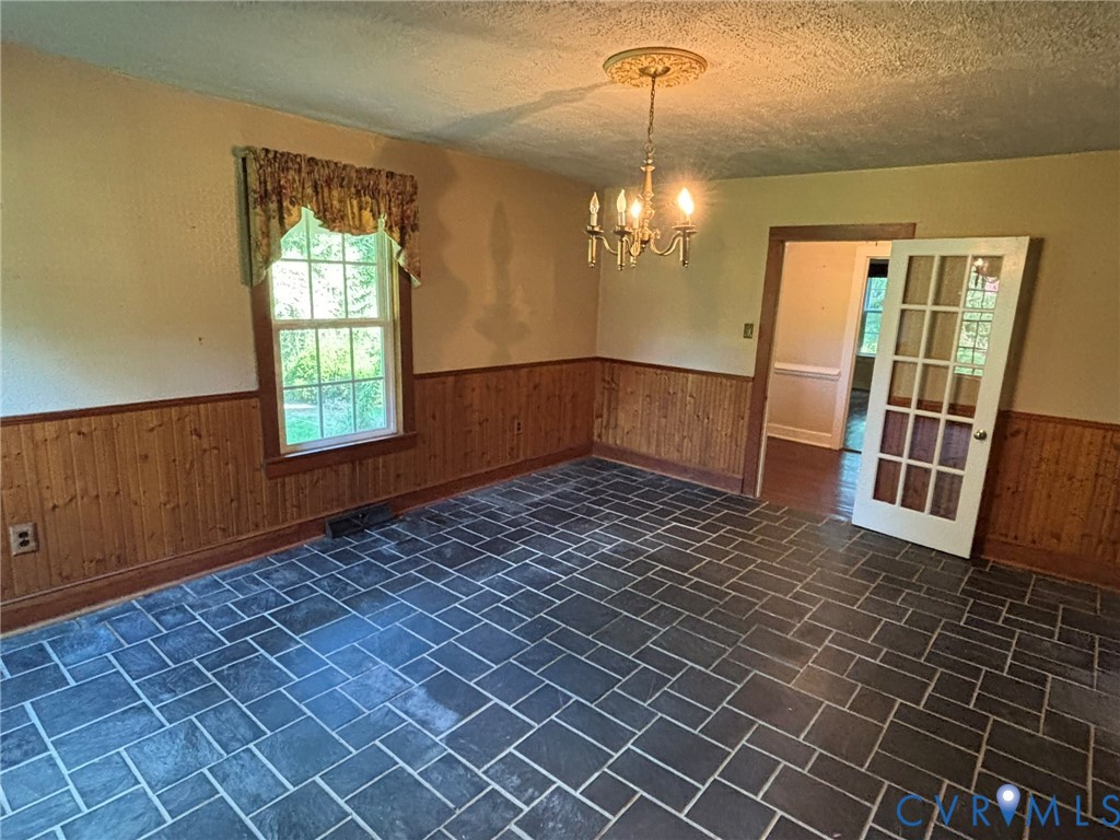 4301 Old Nottingham Road Quinton, VA 23141 - Photo 11 of 27 Gallery Image 11