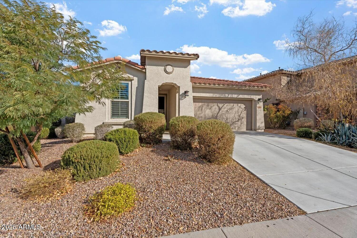 11554 West Lone Tree Trail Peoria, AZ 85383 - Photo 3 of 50 tempImage40LiBU