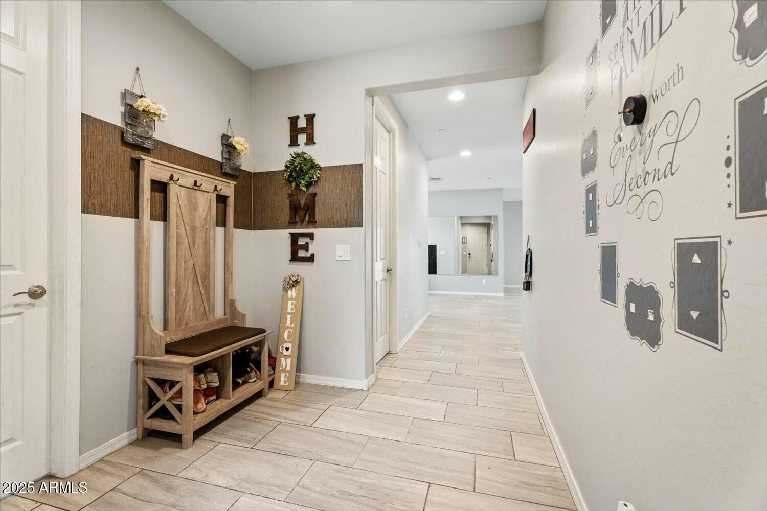 11554 West Lone Tree Trail Peoria, AZ 85383 - Photo 5 of 50 tempImage5baHpY