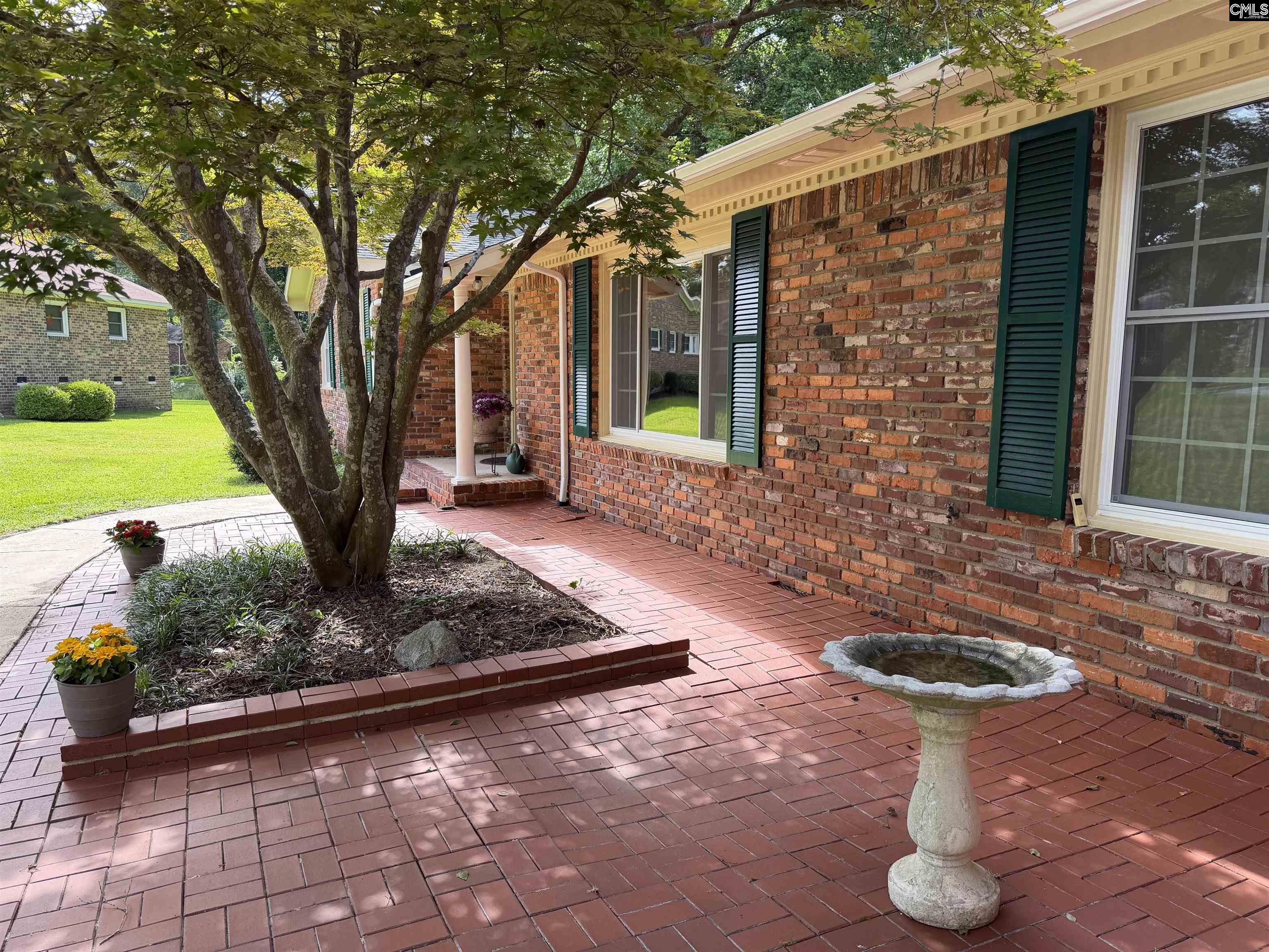 424 Kettering Court Columbia, SC 29210 - Photo 3 of 46