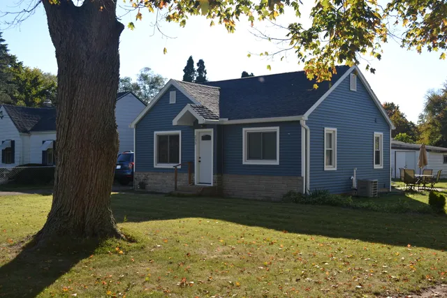 $169,900 | 235 Oak Street, Battle Creek, MI 49037