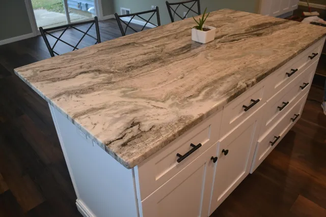 $169,900 | 235 Oak Street, Battle Creek, MI 49037