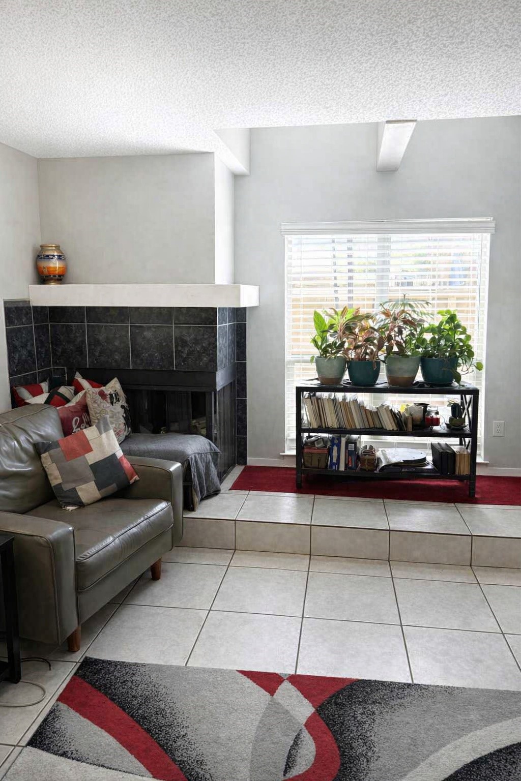 3546 Ocee Street Houston, TX 77063 - Photo 3 of 22 a living room with furniture and a fireplace