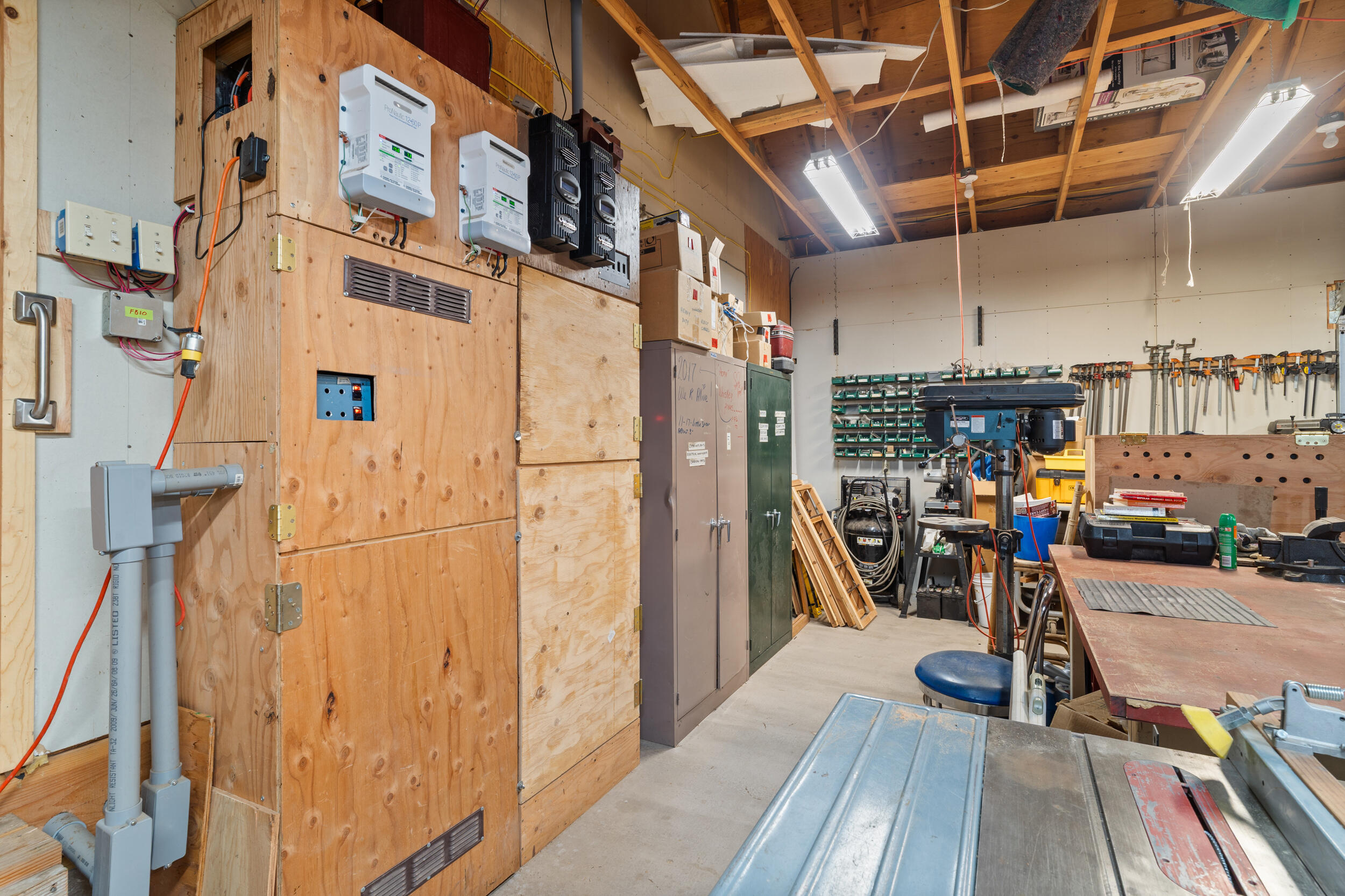 27 Blackpine Way Bly, OR 97622 - Photo 21 of 35 Garage/ Workshop