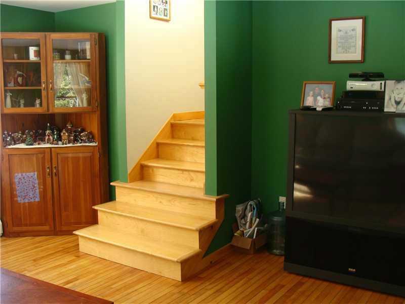 41 Woodland Road Otisfield, ME 04270 - Photo 11 of 22 Living Room.