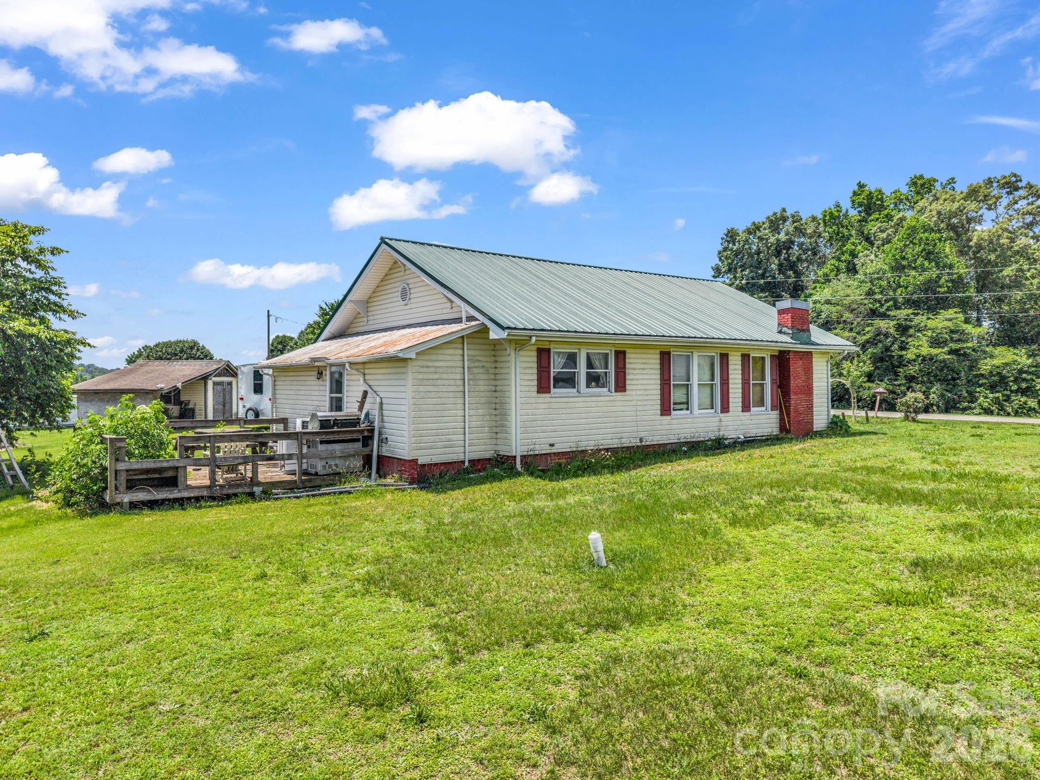 1740 Baber Road Rutherfordton, NC 28139 - Photo 3 of 16