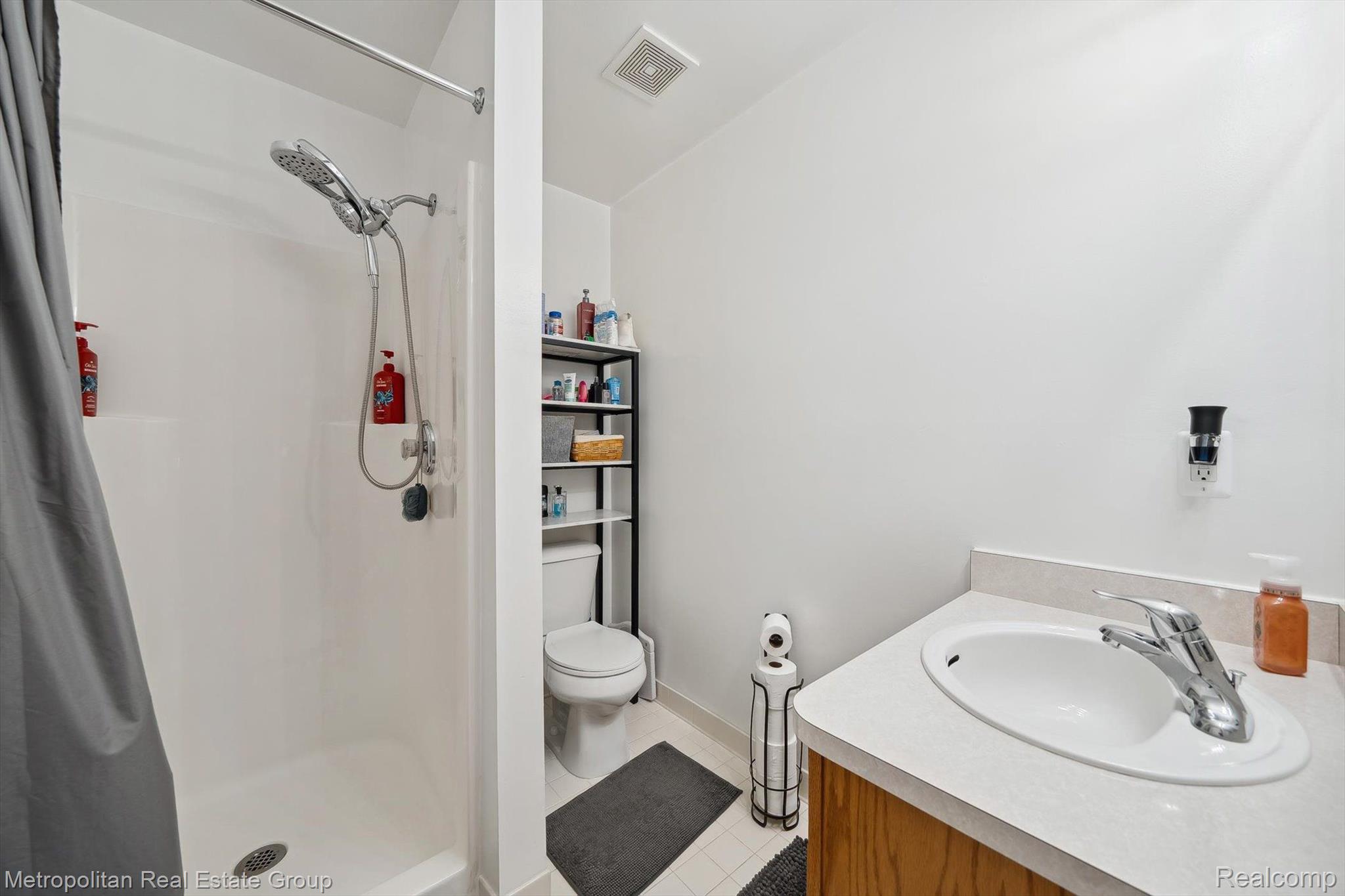 19238 Martin Road Roseville, MI 48066 - Photo 25 of 42 Gallery Image 25