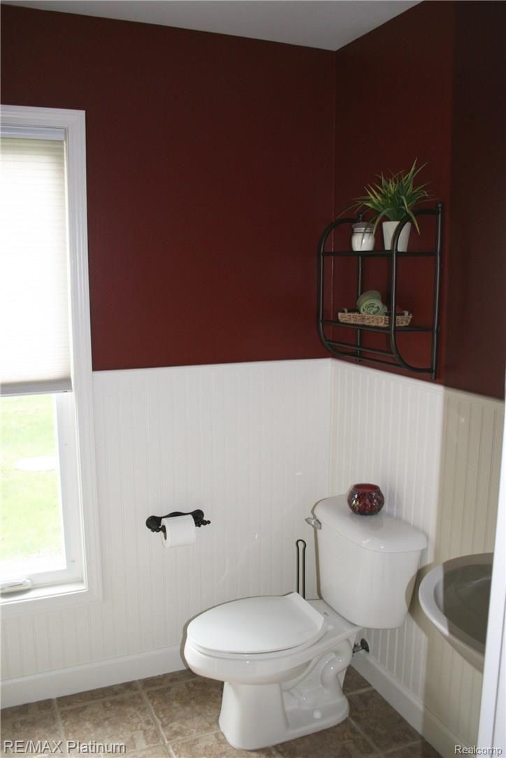 23200 Chubb Road South Lyon, MI 48178 - Photo 23 of 25 IMG_2668.jpg