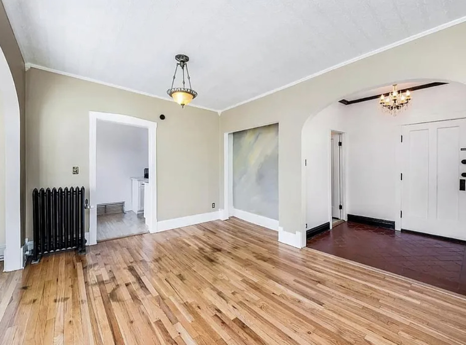 1329 West Addison Street, Unit 3A Chicago, IL 60613 - Photo 3 of 11