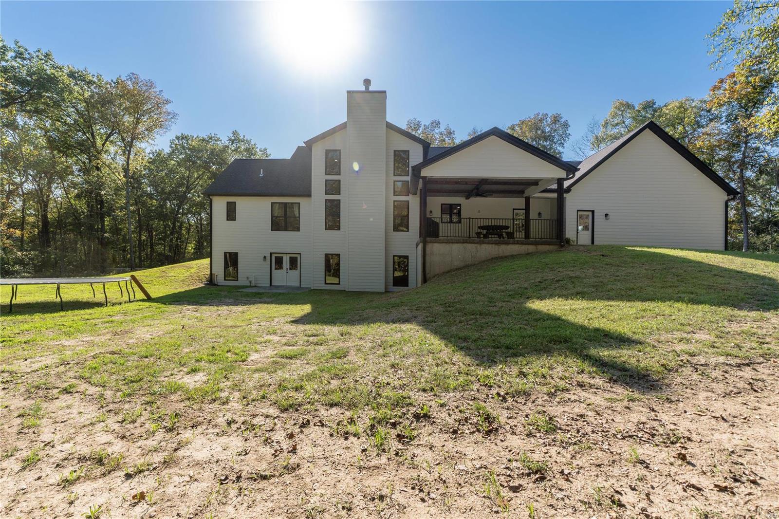 4247 Benne Road Defiance, MO 63341 - Photo 5 of 90 Gallery Image 5