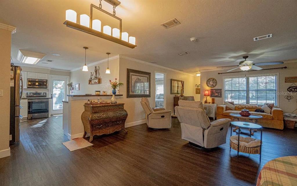 9068 131st Loop Live Oak, FL 32060 - Photo 11 of 28