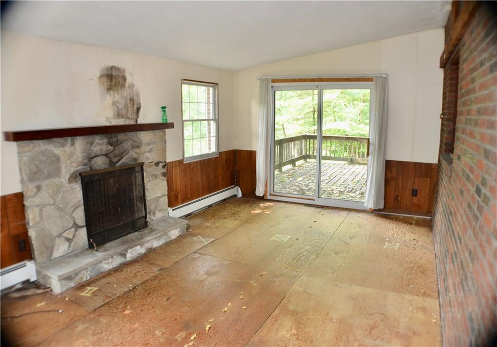 201 Rockingham Road Pittsburgh, PA 15238 - Photo 8 of 13 Gallery Image 8