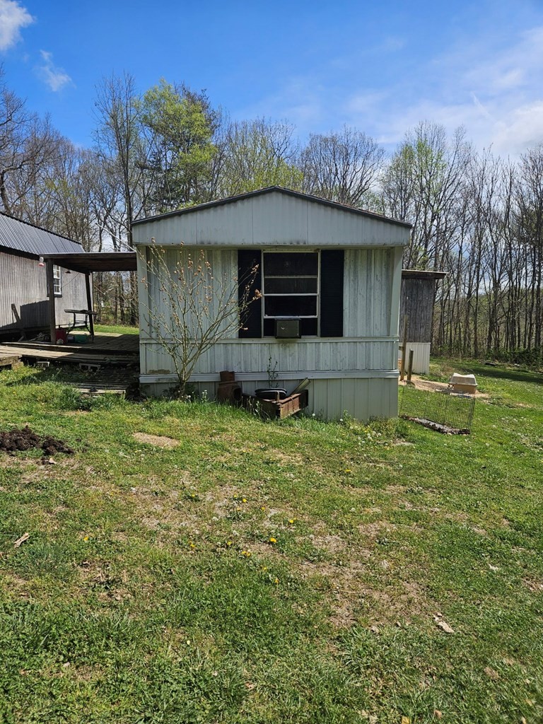 580 Captain Carter Road Spencer, TN 38585 - Photo 7 of 9
