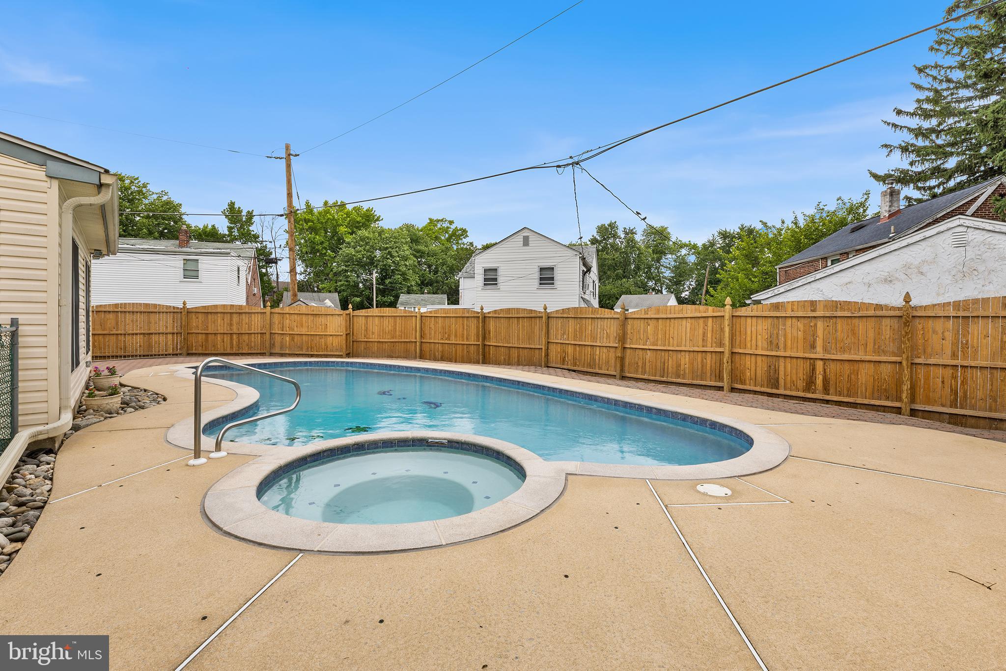 2747 Springhill Road Secane, PA 19018 - Photo 39 of 40 Attached spa