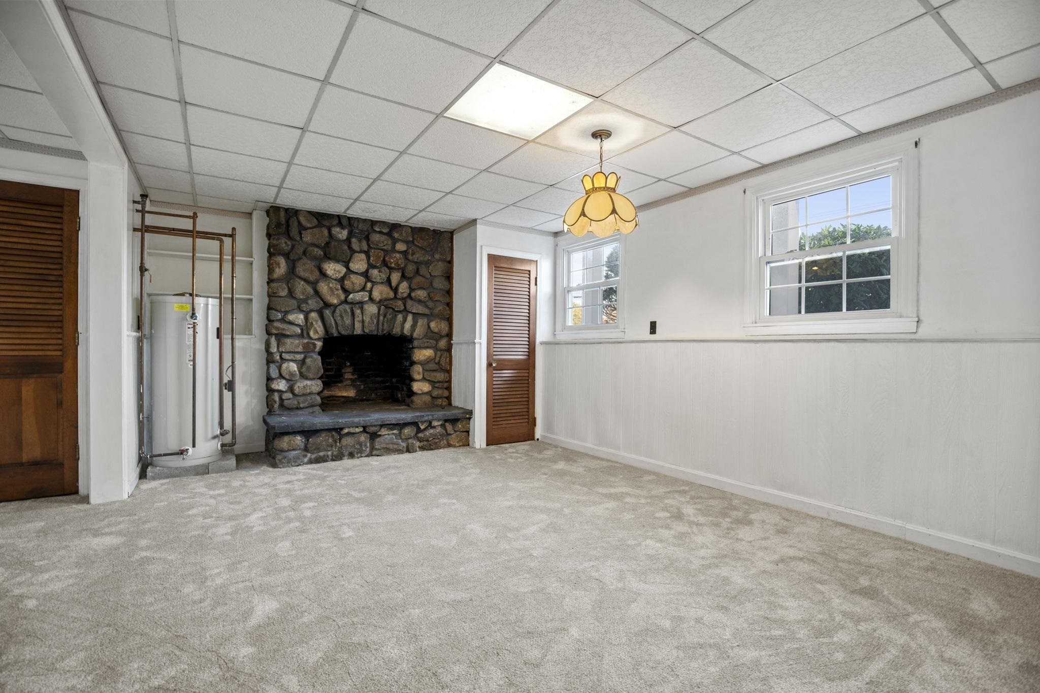 39 Weare Road Hampton Falls, NH 03844 - Photo 23 of 38