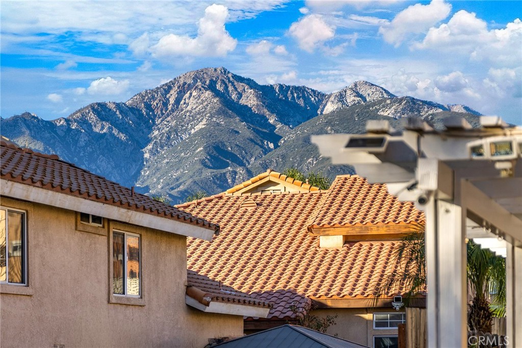6598 Bradford Court Rancho Cucamonga, CA 91701 - Photo 44 of 48 a front view of a house