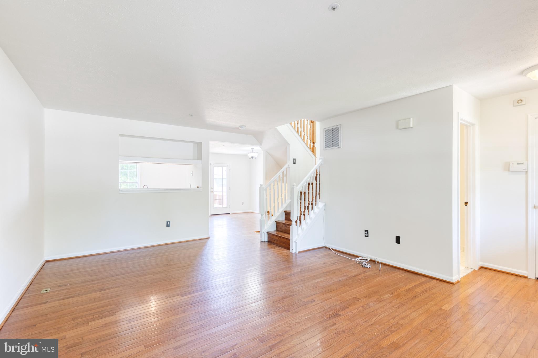 6 Sandview Court Baltimore, MD 21209 - Photo 5 of 24