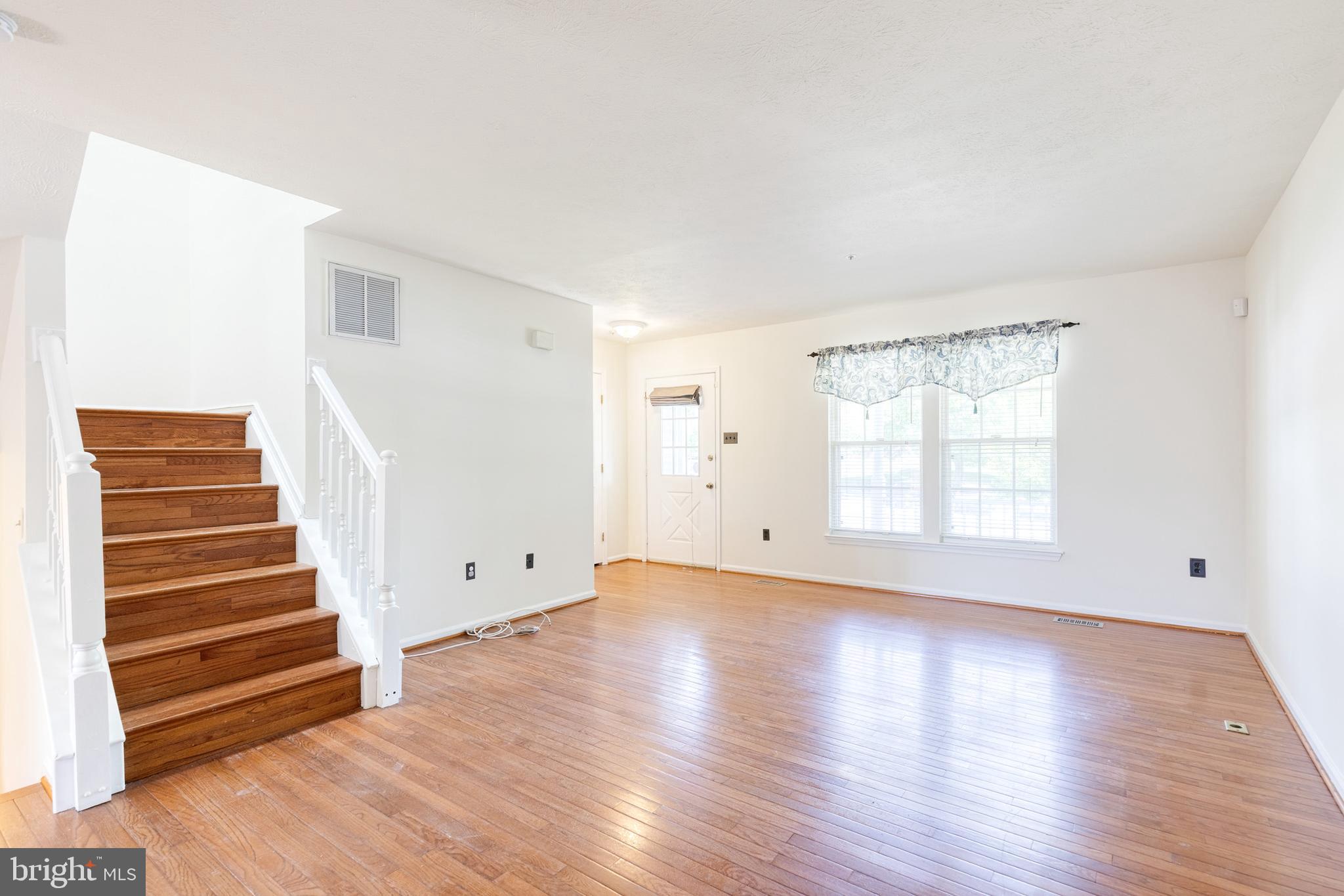 6 Sandview Court Baltimore, MD 21209 - Photo 6 of 24