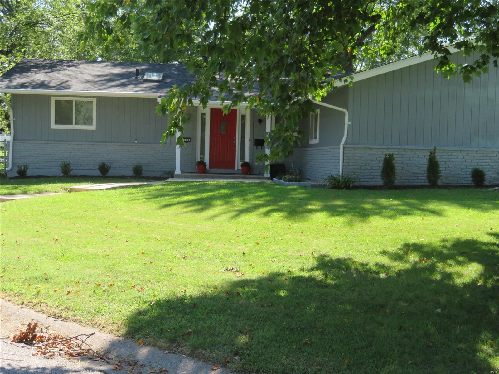 119 Ruth Drive O'Fallon, IL 62269 - Photo 1 of 26 Gallery Image 1