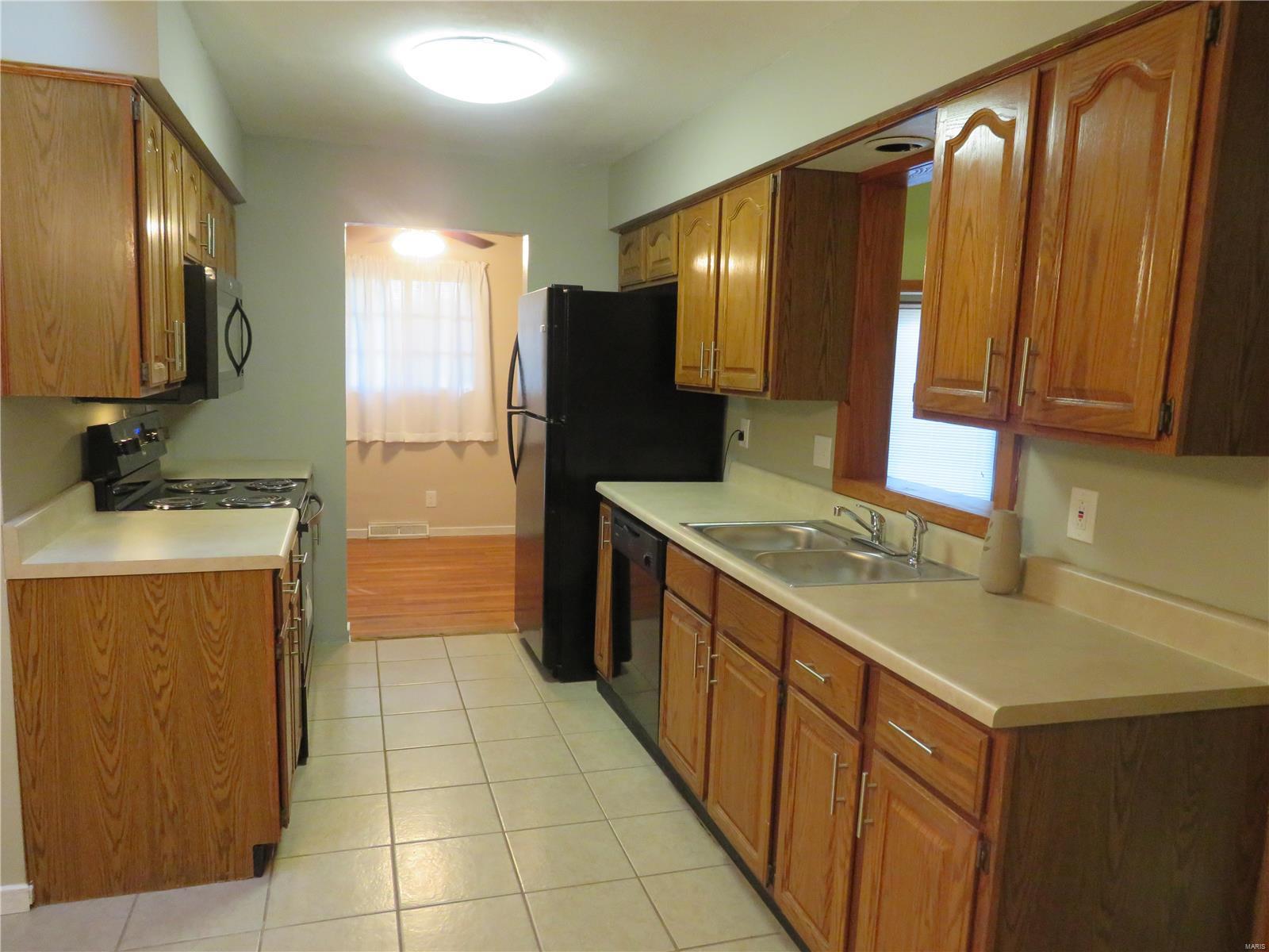 119 Ruth Drive O'Fallon, IL 62269 - Photo 6 of 26 Gallery Image 6