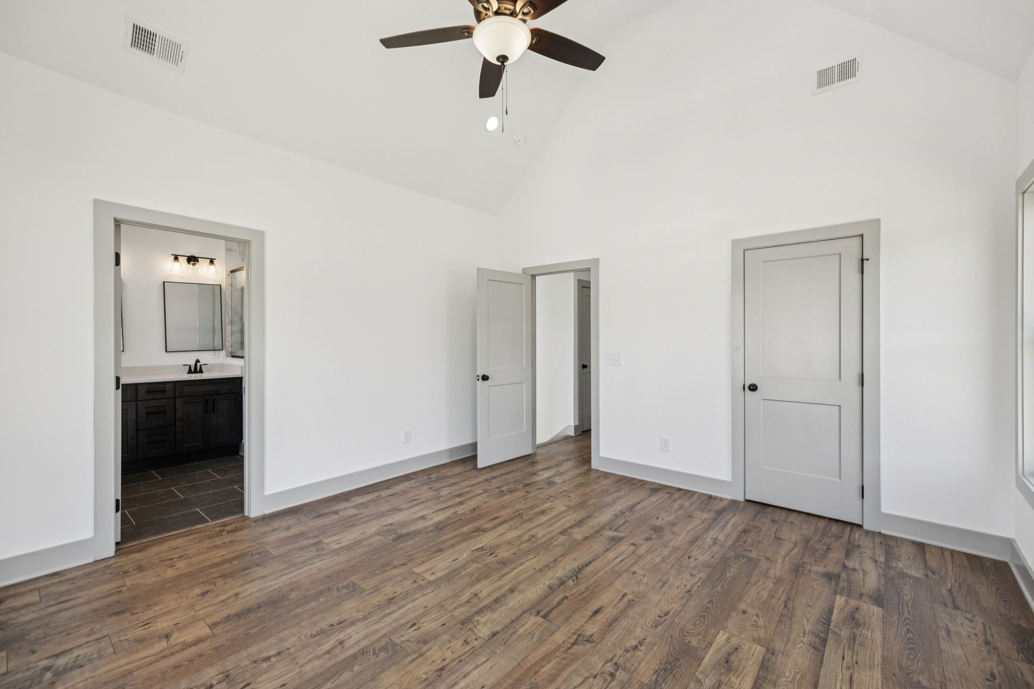 119 East Campbell Road, Unit B Madison, TN 37115 - Photo 13 of 26