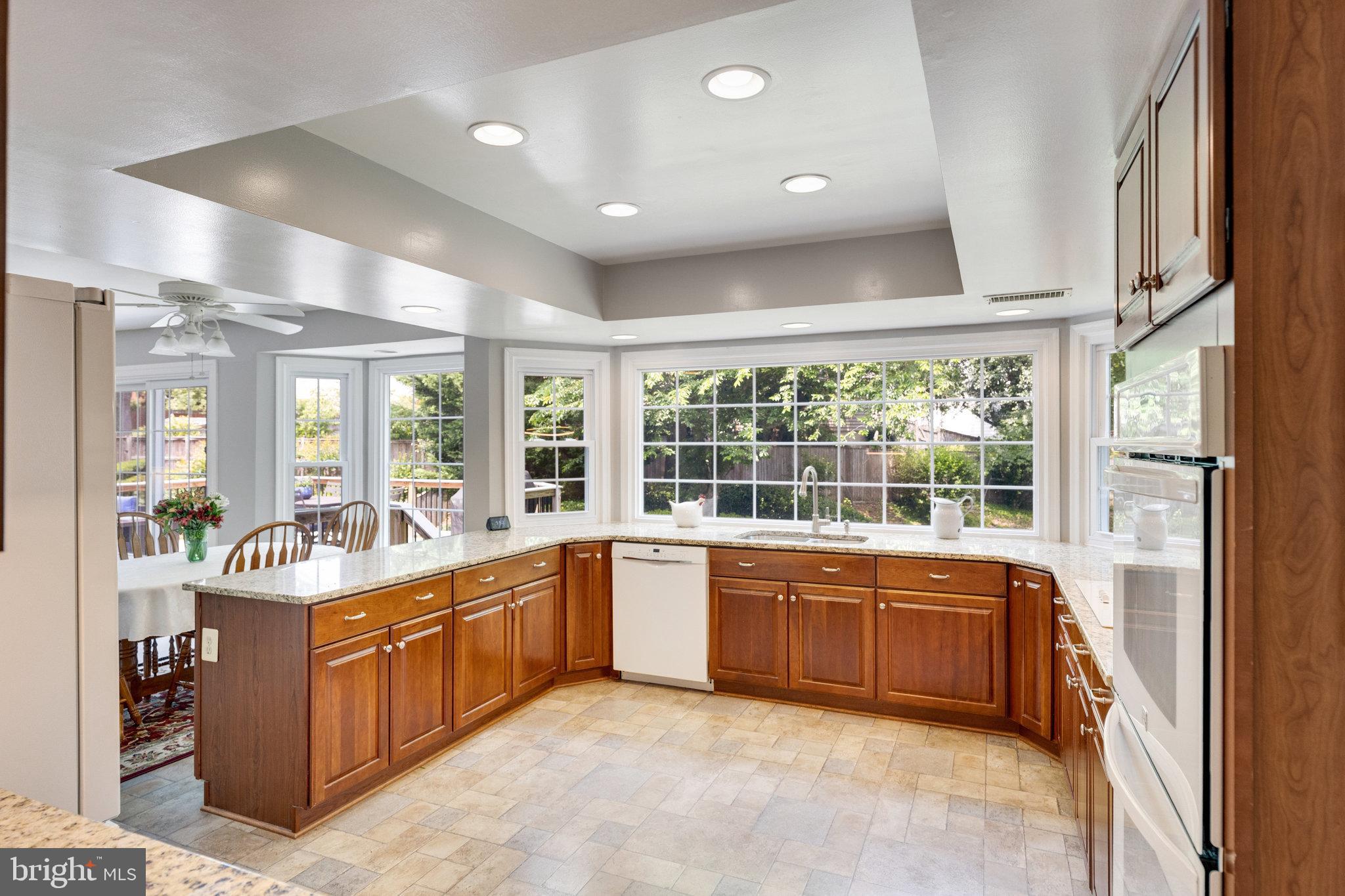 8314 Graceway Drive Lorton, VA 22079 - Photo 29 of 64 Kitchen