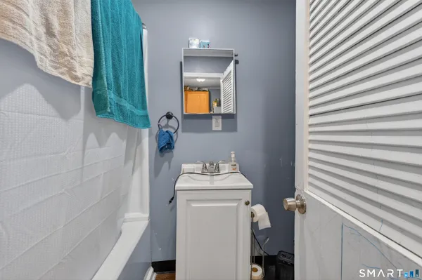 $400,000 | 259 Yantic Street, Norwich, CT 06360