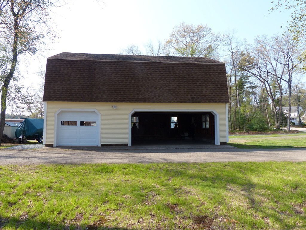 41 West Shore Road Merrimac, MA 01860 - Photo 24 of 27 Gallery Image 24