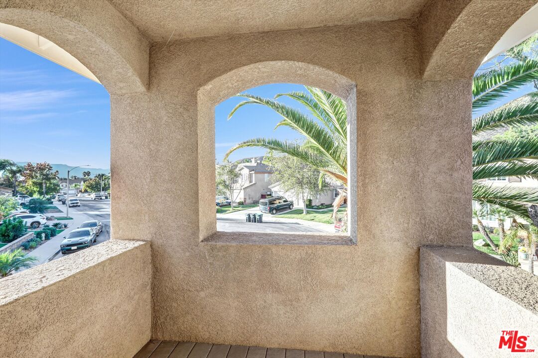24383 Topacio Court Wildomar, CA 92595 - Photo 20 of 39 a view of hallway with a large window