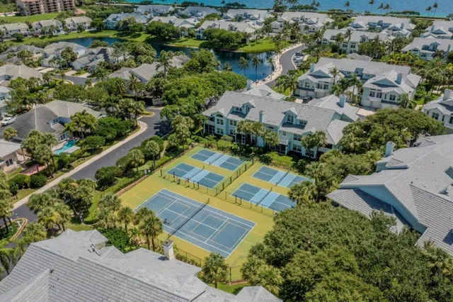 $1,099,000 | 708 Mainsail Circle, Jupiter, FL 33477