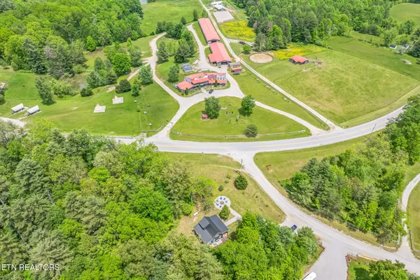 $349,999 | 3350 Leatherwood Ford Road, Jamestown, TN 38556