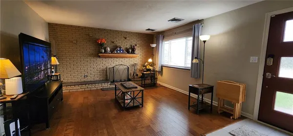 $274,900 | 3900 Evergreen Drive, Monroeville, PA 15146